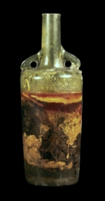 The oldest wine bottle (web site of the wein museum in Roemerwein)
