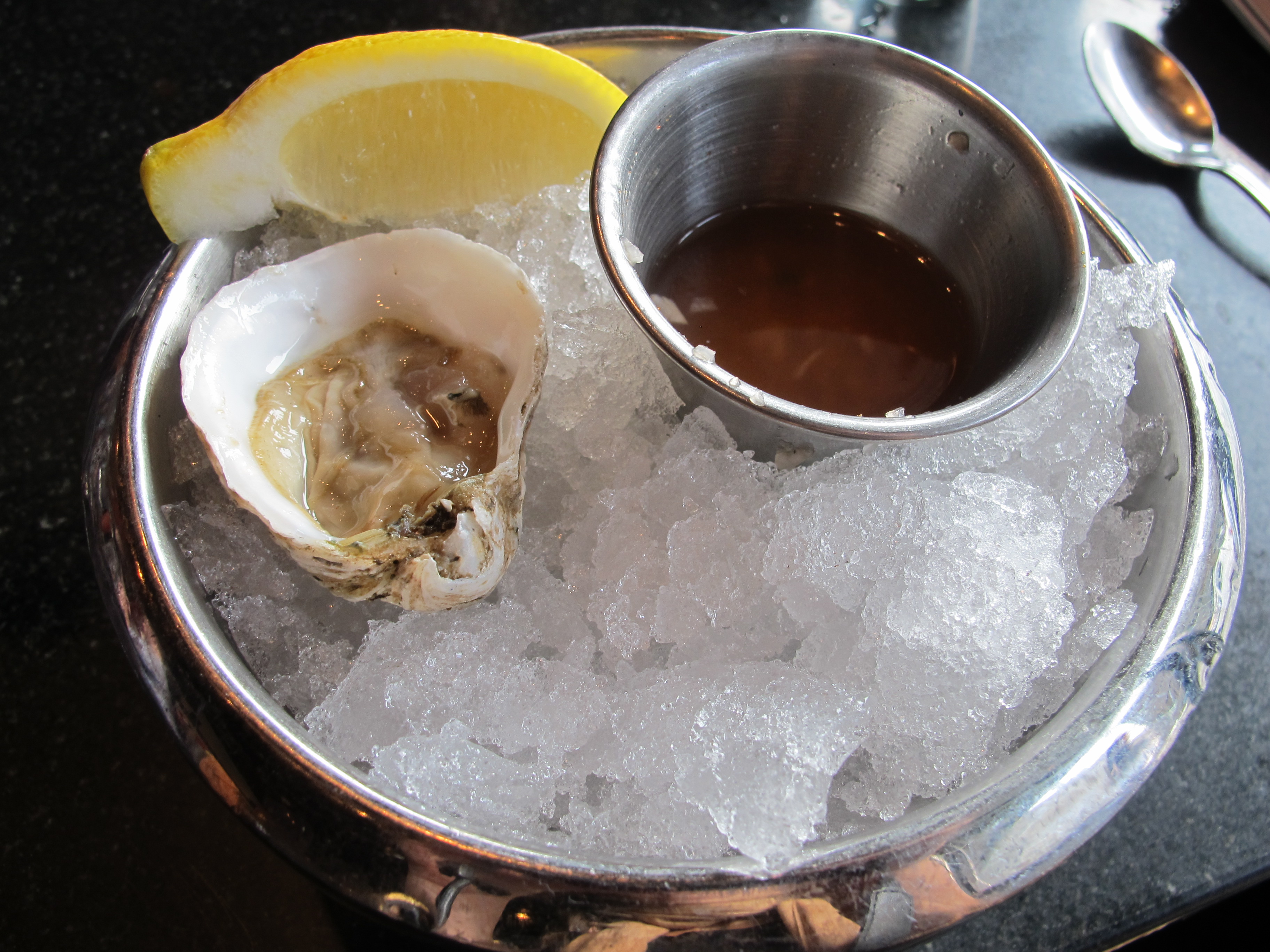 Kusshi oyster
