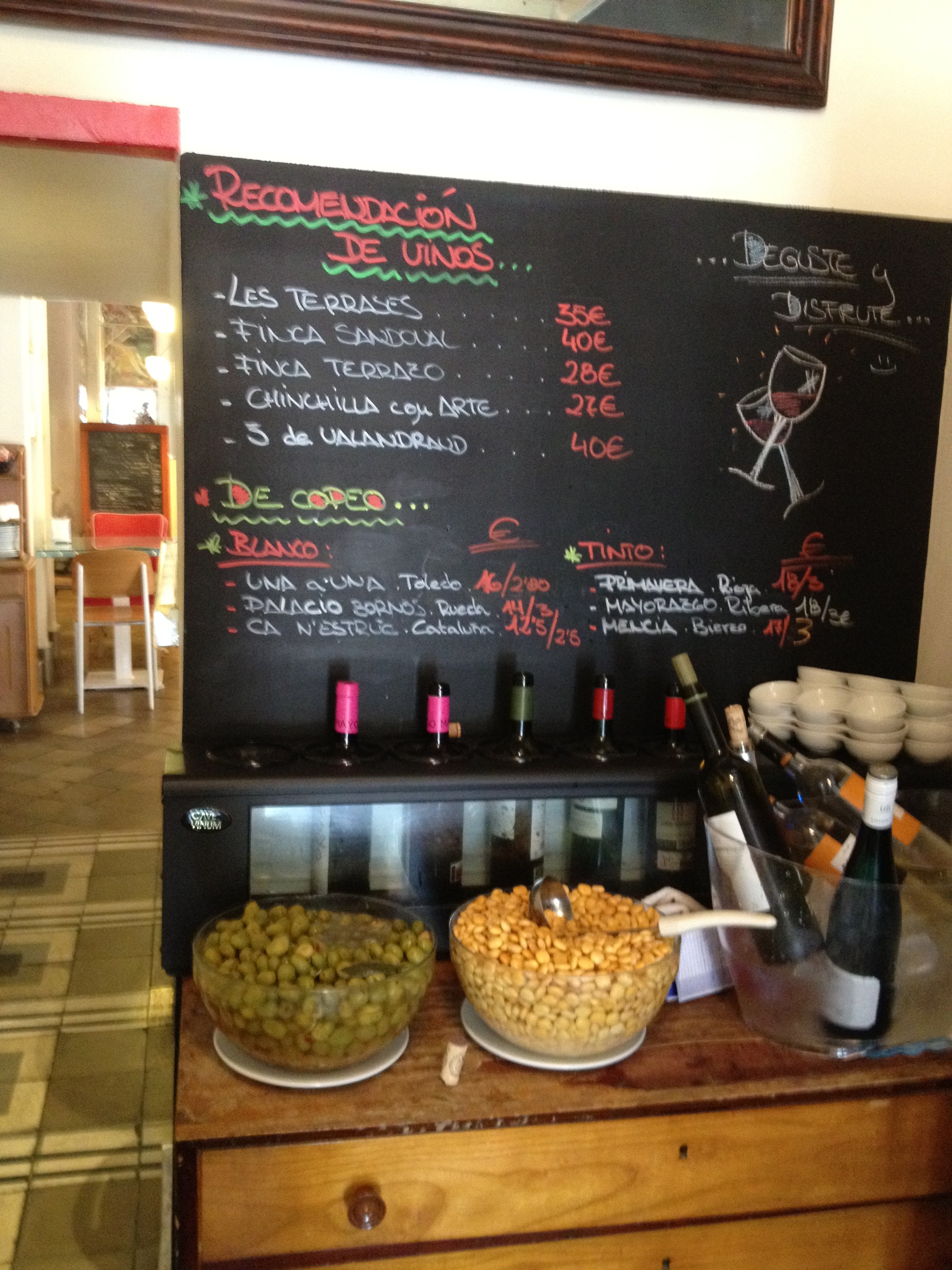 The "wine corner" at La Bulla tapas and restaurant in Seville