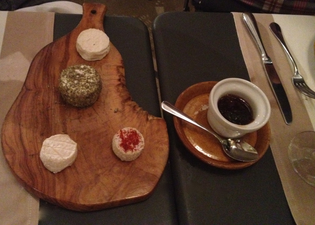 Goats cheeses board