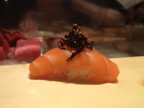 Seaweed & salmon sushi omakase