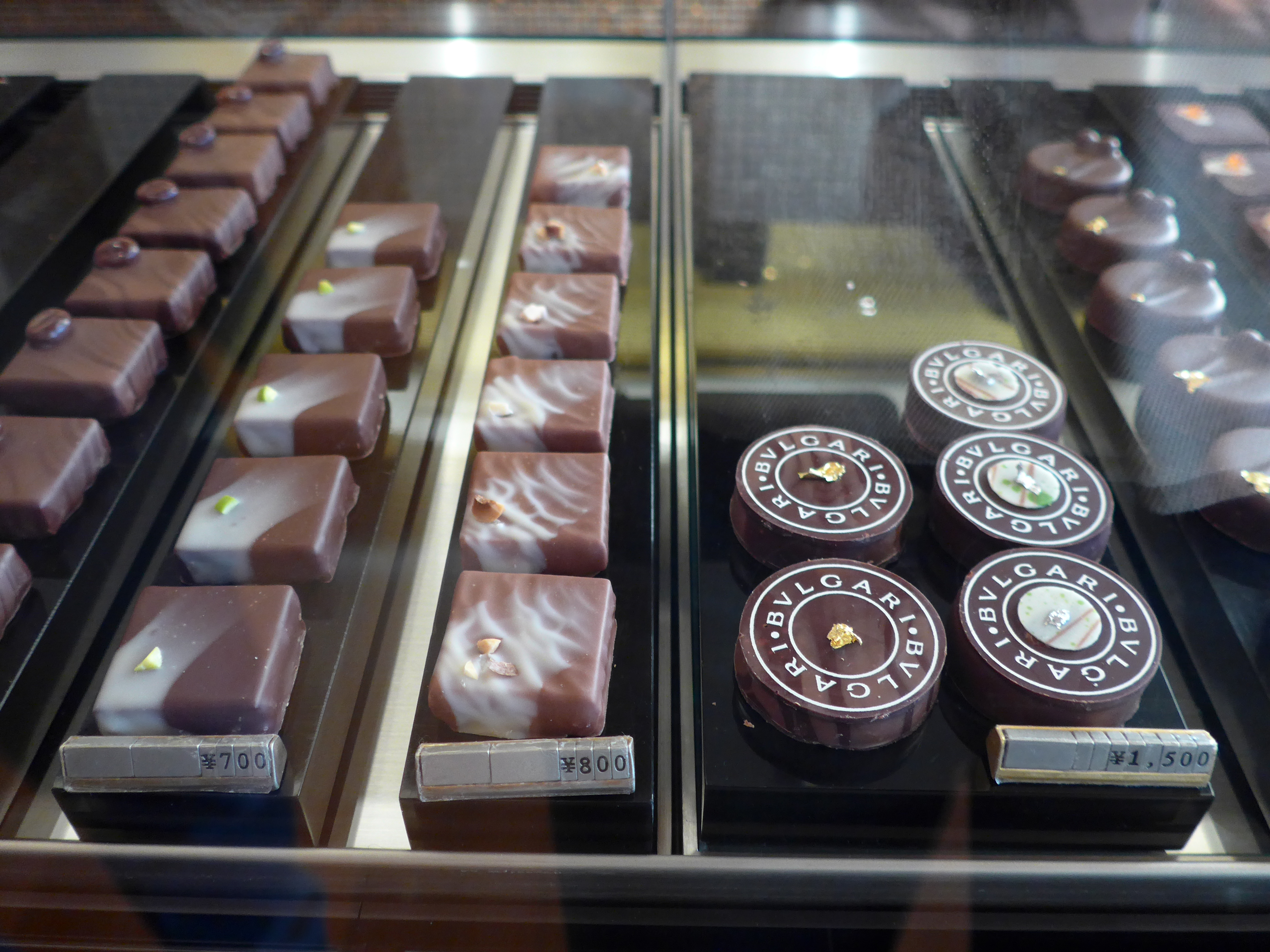Bvlgari chocolate gems to Tokyo