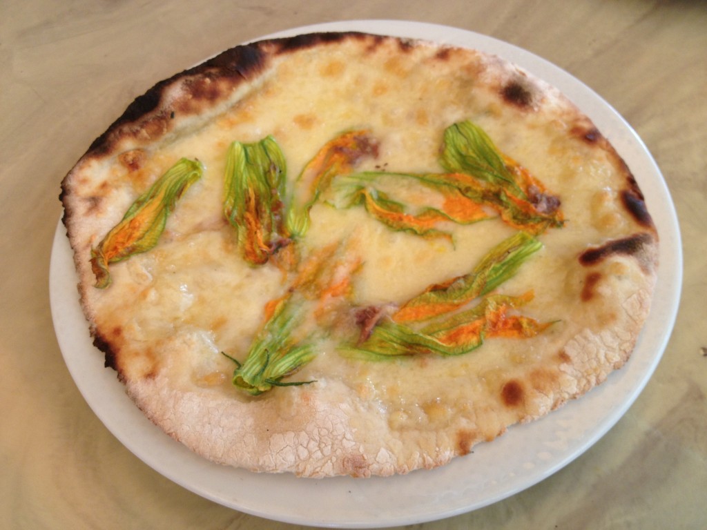 Courgette flower pizza in Rome