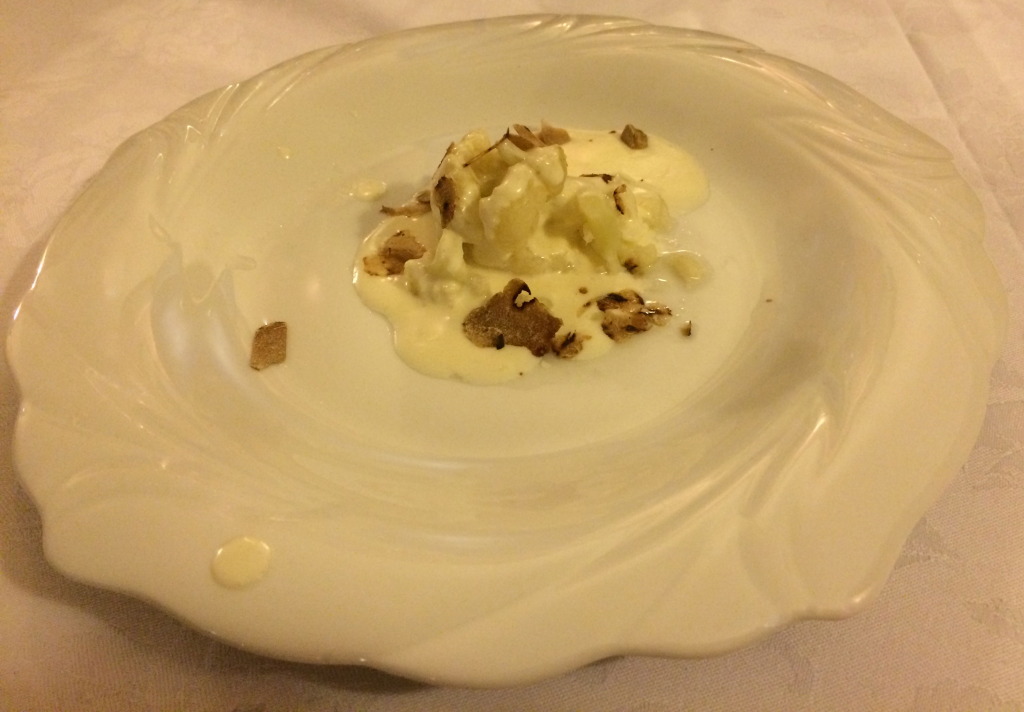 Cauliflower with chestnut cream sauce and autumn truffles